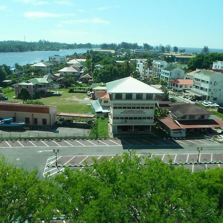Keoja Hotel Kuala Belait Buitenkant foto