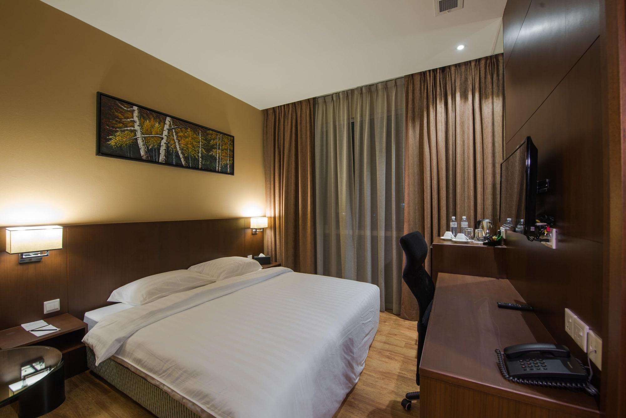 Keoja Hotel Kuala Belait Buitenkant foto